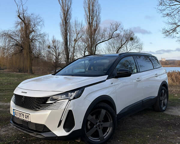 Белый Пежо 5008, объемом двигателя 2 л и пробегом 55 тыс. км за 34700 $, фото 1 на Automoto.ua