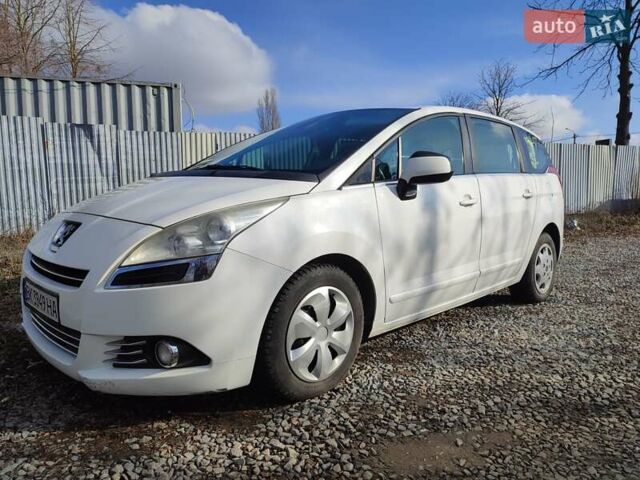 Белый Пежо 5008, объемом двигателя 1.6 л и пробегом 237 тыс. км за 8200 $, фото 1 на Automoto.ua
