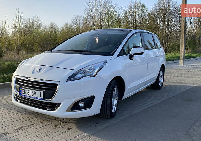 Білий Пежо 5008, об'ємом двигуна 1.56 л та пробігом 173 тис. км за 14500 $, фото 1 на Automoto.ua