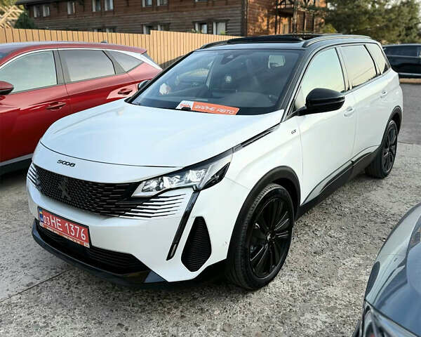 Білий Пежо 5008, об'ємом двигуна 2 л та пробігом 113 тис. км за 28999 $, фото 1 на Automoto.ua