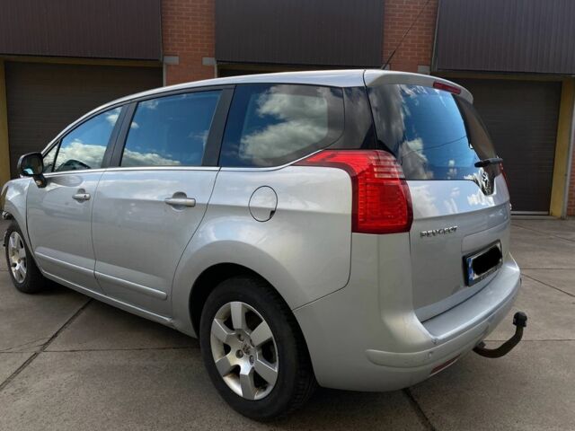 Бежевый Пежо 5008, объемом двигателя 1.6 л и пробегом 200 тыс. км за 3700 $, фото 1 на Automoto.ua