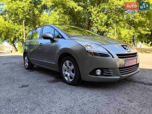 Пежо 5008 2012 в Калуше на Automoto.ua Бежевый Пежо 5008, объемом двигателя 1.6 л и пробегом 194 тыс. км за 7900 $, фото 1 на Automoto.ua