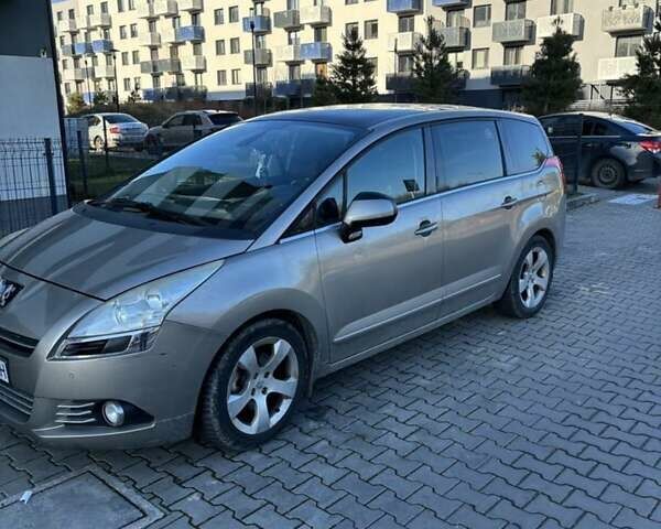 Бежевый Пежо 5008, объемом двигателя 1.6 л и пробегом 170 тыс. км за 7600 $, фото 1 на Automoto.ua