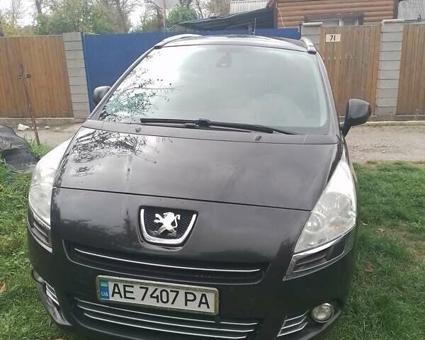 Черный Пежо 5008, объемом двигателя 1.6 л и пробегом 240 тыс. км за 8500 $, фото 1 на Automoto.ua
