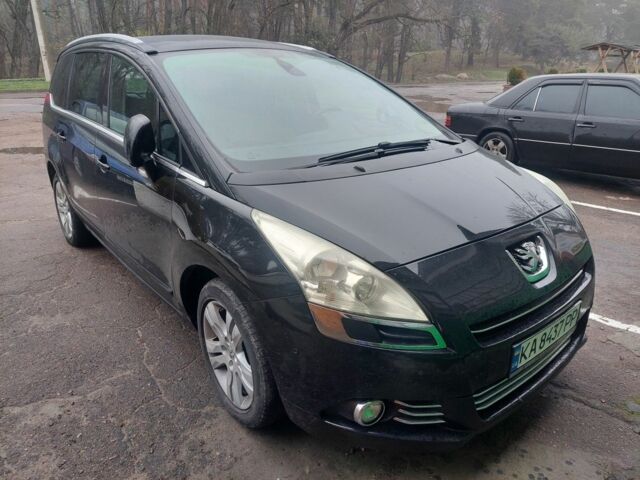 Черный Пежо 5008, объемом двигателя 1 л и пробегом 342 тыс. км за 6999 $, фото 1 на Automoto.ua