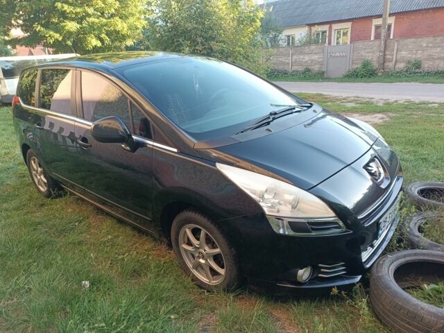 Чорний Пежо 5008, об'ємом двигуна 1.6 л та пробігом 189 тис. км за 7500 $, фото 1 на Automoto.ua