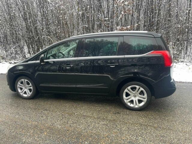 Черный Пежо 5008, объемом двигателя 1.6 л и пробегом 268 тыс. км за 9200 $, фото 1 на Automoto.ua