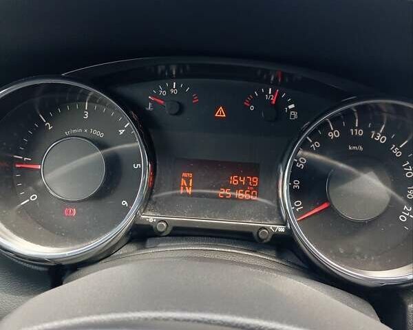 Черный Пежо 5008, объемом двигателя 1.6 л и пробегом 251 тыс. км за 8500 $, фото 1 на Automoto.ua