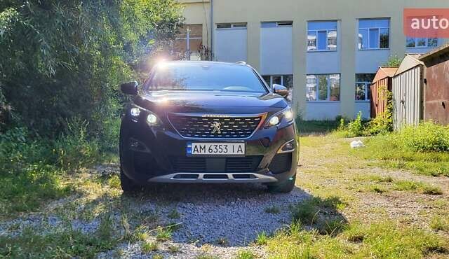 Черный Пежо 5008, объемом двигателя 2 л и пробегом 172 тыс. км за 22700 $, фото 1 на Automoto.ua
