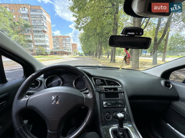 Чорний Пежо 5008, об'ємом двигуна 1.6 л та пробігом 236 тис. км за 7000 $, фото 1 на Automoto.ua