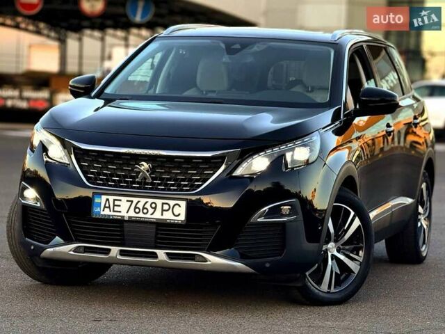 Чорний Пежо 5008, об'ємом двигуна 1.6 л та пробігом 148 тис. км за 18900 $, фото 1 на Automoto.ua