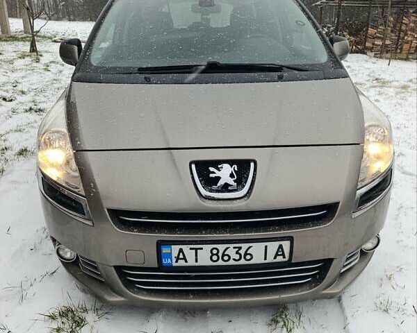 Коричневий Пежо 5008, об'ємом двигуна 2 л та пробігом 221 тис. км за 9200 $, фото 1 на Automoto.ua