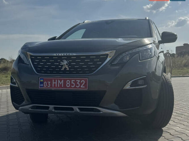 Коричневый Пежо 5008, объемом двигателя 1.5 л и пробегом 157 тыс. км за 22900 $, фото 1 на Automoto.ua