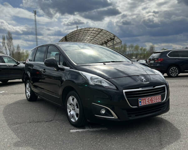 Пежо 5008, объемом двигателя 1.6 л и пробегом 185 тыс. км за 11800 $, фото 1 на Automoto.ua