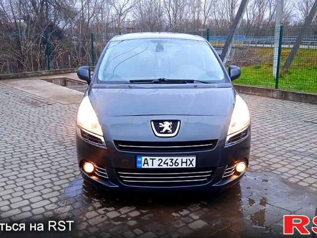 Сірий Пежо 5008, об'ємом двигуна 1.6 л та пробігом 262 тис. км за 7200 $, фото 1 на Automoto.ua