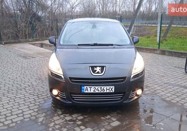 Сірий Пежо 5008, об'ємом двигуна 1.56 л та пробігом 262 тис. км за 7200 $, фото 1 на Automoto.ua