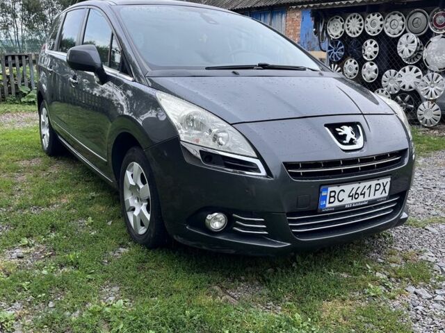 Серый Пежо 5008, объемом двигателя 1.6 л и пробегом 183 тыс. км за 5900 $, фото 1 на Automoto.ua