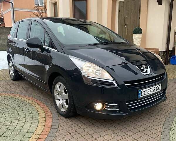 Серый Пежо 5008, объемом двигателя 2 л и пробегом 239 тыс. км за 7150 $, фото 1 на Automoto.ua