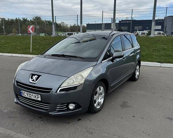 Серый Пежо 5008, объемом двигателя 1.56 л и пробегом 238 тыс. км за 6700 $, фото 1 на Automoto.ua