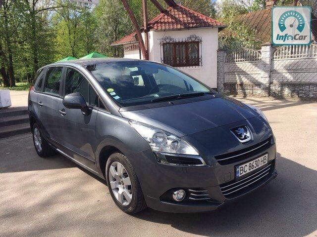 Сірий Пежо 5008, об'ємом двигуна 1.6 л та пробігом 175 тис. км за 9500 $, фото 1 на Automoto.ua