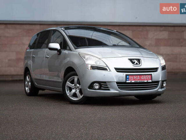 Сірий Пежо 5008, об'ємом двигуна 1.6 л та пробігом 243 тис. км за 9500 $, фото 1 на Automoto.ua