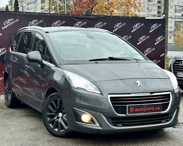 Серый Пежо 5008, объемом двигателя 1.6 л и пробегом 254 тыс. км за 7000 $, фото 1 на Automoto.ua