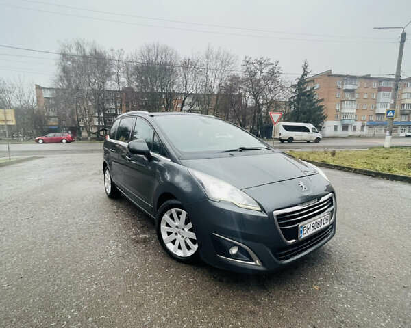 Серый Пежо 5008, объемом двигателя 1.6 л и пробегом 255 тыс. км за 8200 $, фото 1 на Automoto.ua