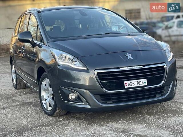 Серый Пежо 5008, объемом двигателя 2 л и пробегом 184 тыс. км за 11650 $, фото 1 на Automoto.ua