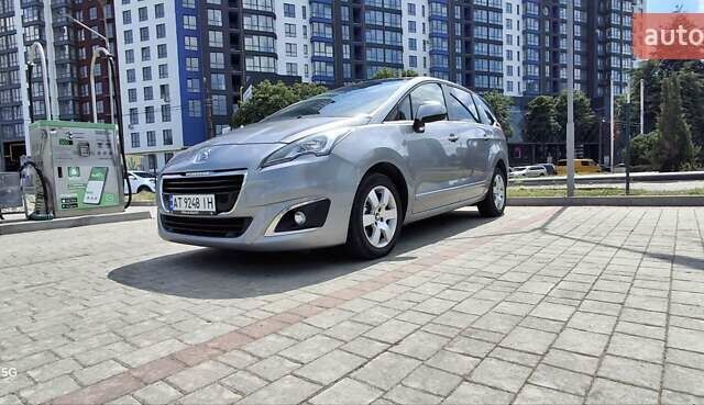 Сірий Пежо 5008, об'ємом двигуна 1.6 л та пробігом 262 тис. км за 13200 $, фото 1 на Automoto.ua