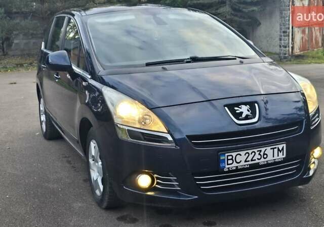Синий Пежо 5008, объемом двигателя 1.6 л и пробегом 223 тыс. км за 7400 $, фото 1 на Automoto.ua