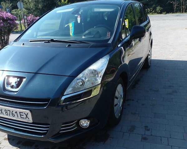 Синій Пежо 5008, об'ємом двигуна 1.56 л та пробігом 247 тис. км за 7100 $, фото 1 на Automoto.ua