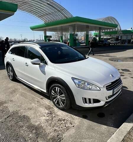 Білий Пежо 508, об'ємом двигуна 2 л та пробігом 205 тис. км за 10000 $, фото 1 на Automoto.ua