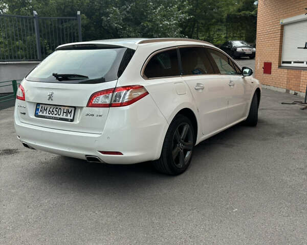 Белый Пежо 508, объемом двигателя 2.18 л и пробегом 299 тыс. км за 9800 $, фото 1 на Automoto.ua