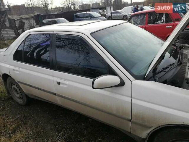 Білий Пежо 605, об'ємом двигуна 2 л та пробігом 196 тис. км за 2100 $, фото 1 на Automoto.ua