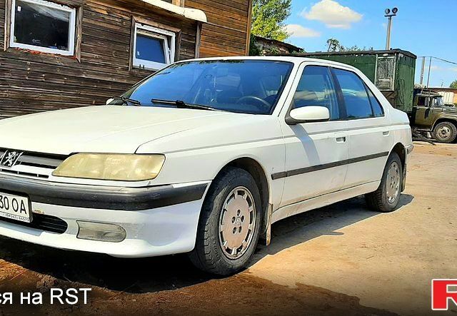 Белый Пежо 605, объемом двигателя 2 л и пробегом 100 тыс. км за 1300 $, фото 1 на Automoto.ua