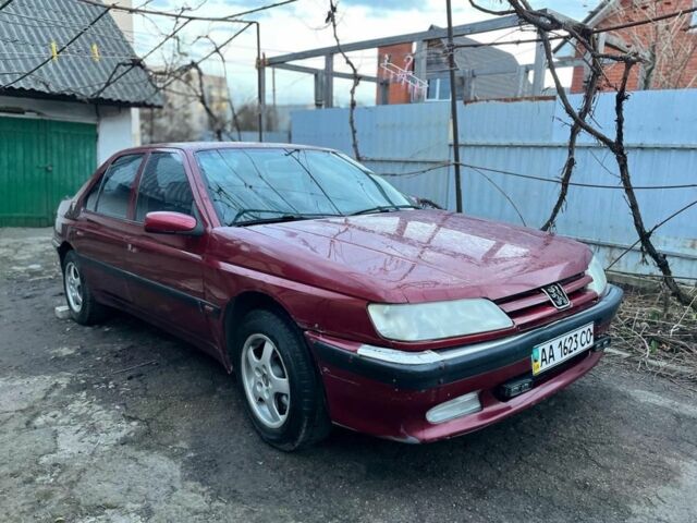 Червоний Пежо 605, об'ємом двигуна 2 л та пробігом 290 тис. км за 2000 $, фото 1 на Automoto.ua