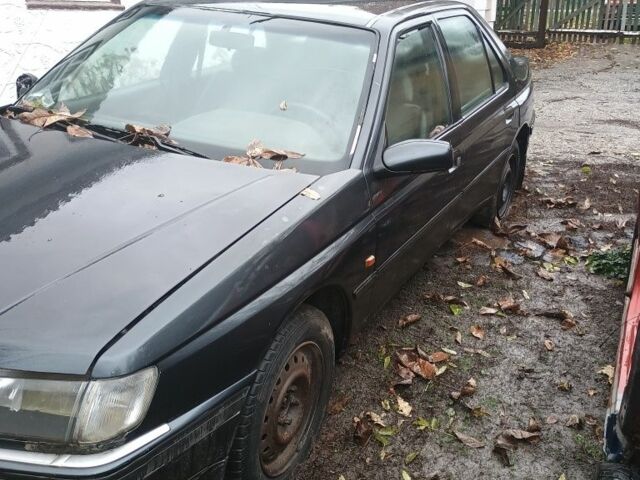 Серый Пежо 605, объемом двигателя 2 л и пробегом 250 тыс. км за 500 $, фото 1 на Automoto.ua
