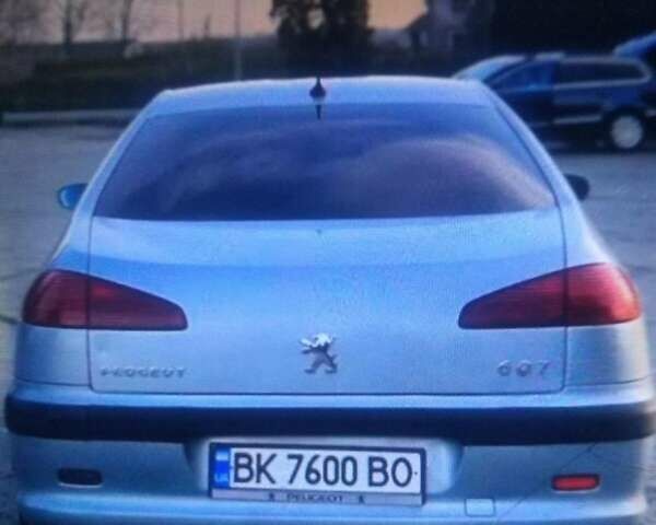Серый Пежо 607, объемом двигателя 2.2 л и пробегом 350 тыс. км за 4000 $, фото 1 на Automoto.ua