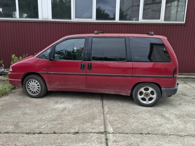 Красный Пежо 806, объемом двигателя 2 л и пробегом 350 тыс. км за 1300 $, фото 1 на Automoto.ua
