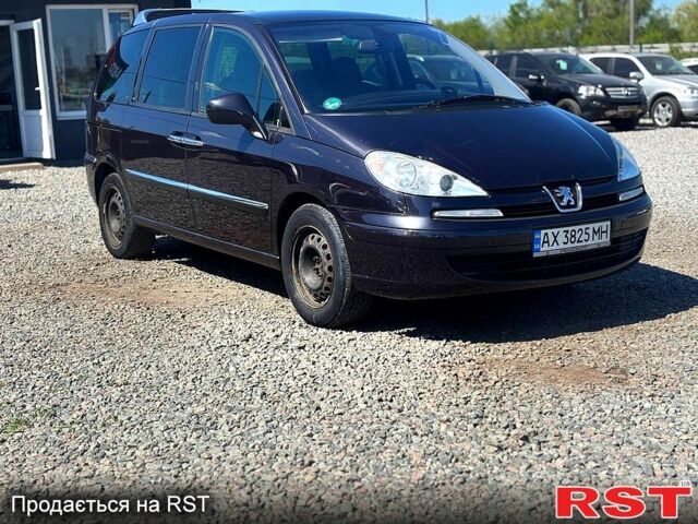 Серый Пежо 806, объемом двигателя 2 л и пробегом 259 тыс. км за 7900 $, фото 1 на Automoto.ua