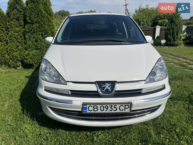 Белый Пежо 807, объемом двигателя 2 л и пробегом 240 тыс. км за 6500 $, фото 1 на Automoto.ua