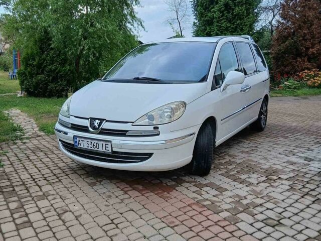 Белый Пежо 807, объемом двигателя 2 л и пробегом 267 тыс. км за 7800 $, фото 1 на Automoto.ua