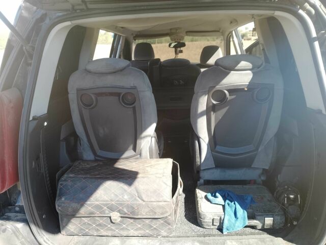 Черный Пежо 807, объемом двигателя 2.2 л и пробегом 320 тыс. км за 5300 $, фото 1 на Automoto.ua