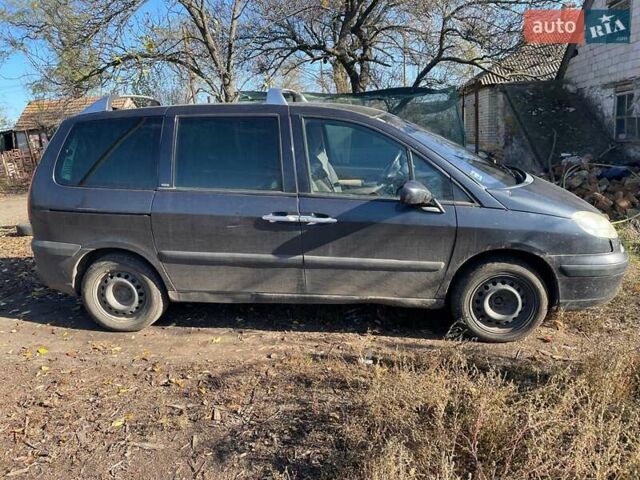 Пежо 807, объемом двигателя 2.2 л и пробегом 320 тыс. км за 2375 $, фото 1 на Automoto.ua