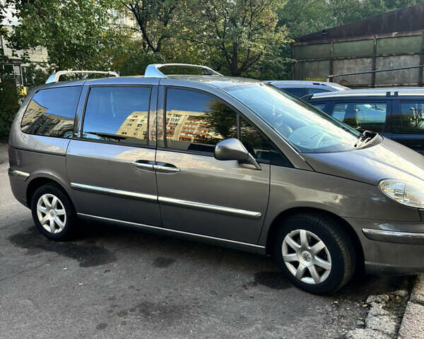 Пежо 807, объемом двигателя 2 л и пробегом 327 тыс. км за 7150 $, фото 1 на Automoto.ua