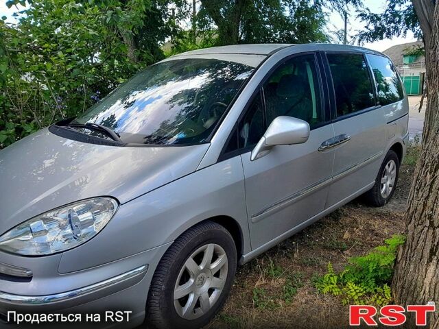 Пежо 807, объемом двигателя 2 л и пробегом 230 тыс. км за 8333 $, фото 1 на Automoto.ua