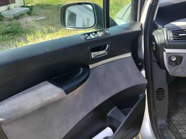 Сірий Пежо 807, об'ємом двигуна 2 л та пробігом 279 тис. км за 6100 $, фото 1 на Automoto.ua