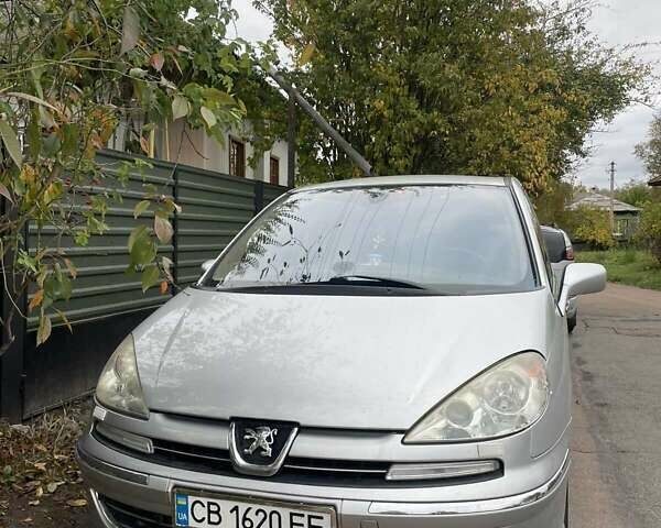 Серый Пежо 807, объемом двигателя 2.2 л и пробегом 290 тыс. км за 6000 $, фото 1 на Automoto.ua