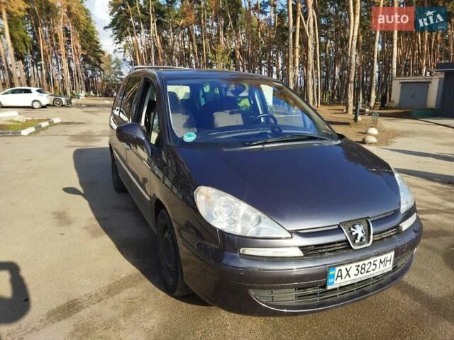 Серый Пежо 807, объемом двигателя 2 л и пробегом 259 тыс. км за 7000 $, фото 1 на Automoto.ua