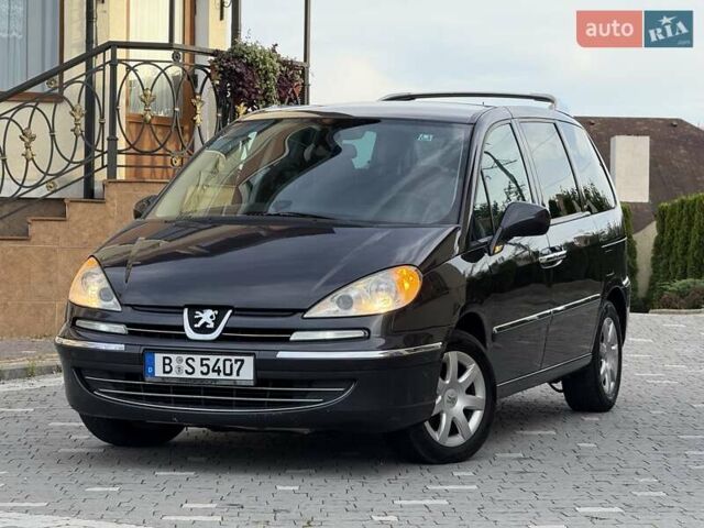 Серый Пежо 807, объемом двигателя 2 л и пробегом 195 тыс. км за 7250 $, фото 1 на Automoto.ua